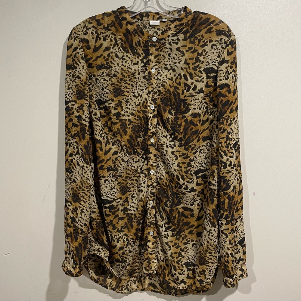 JONES NEW YORK Leopard print Long Button Down Shear Blouse